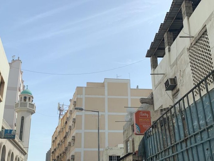 Manama Corner Cafeteria, Hay Ennaim