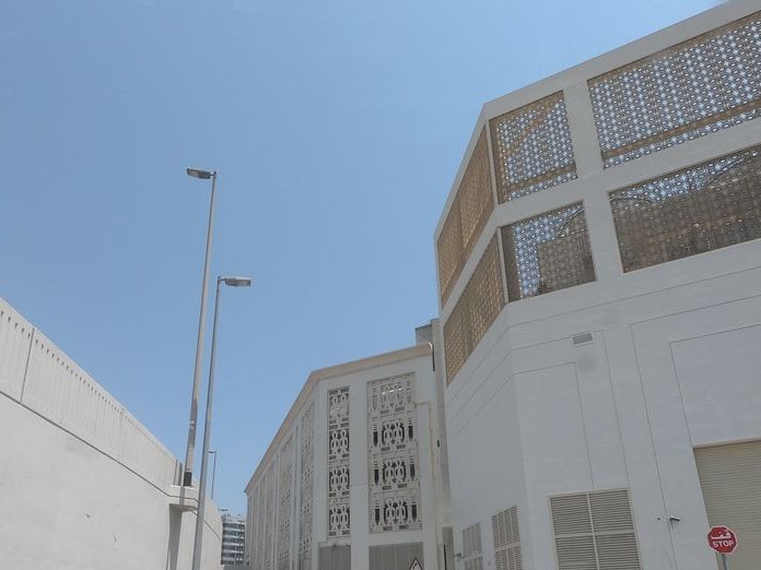 Speroni Shoes, Dubai Healthcare City