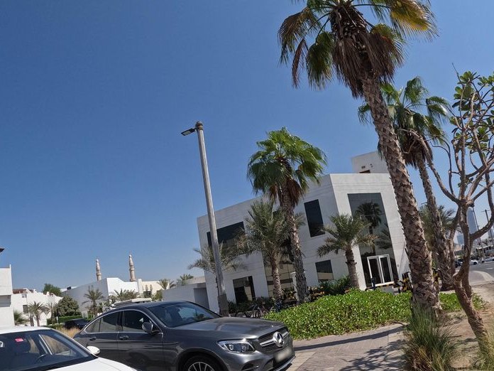 Suvoroff Restaurant and Lounge, Al Bada'a