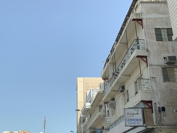 Talon Gents Salon, Al Hoora
