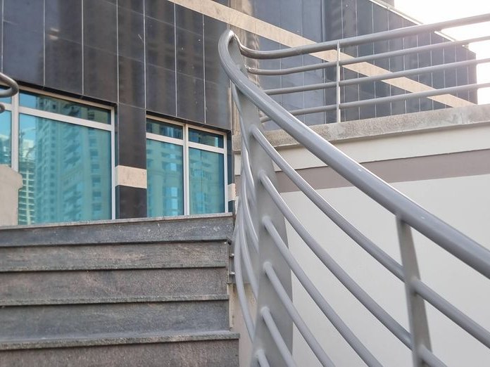 Skechers Burjuman Centre, JLT cluster Q