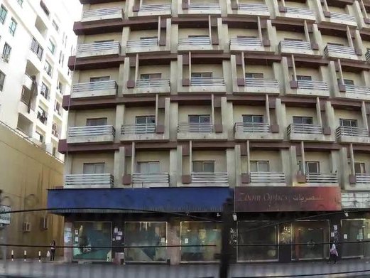 Beirut Gents Salon, Al Muraqqabat