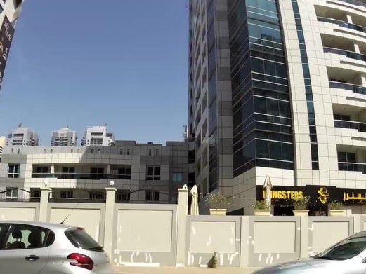 Wingsters وينجستر, JLT cluster Q