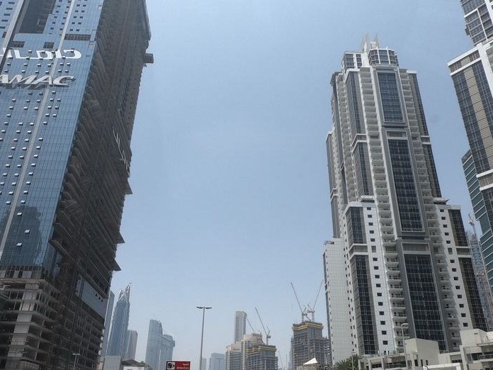 Tips & Toes Executive Towers, Burj Khalifa