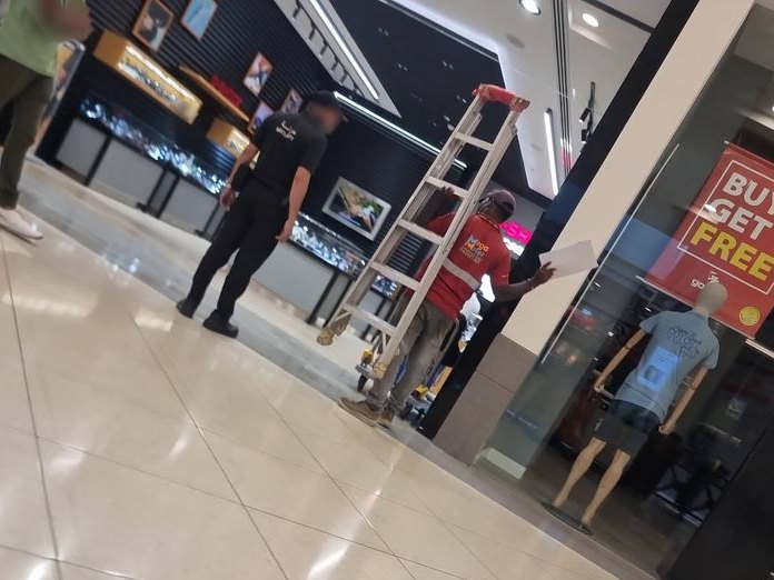 Charles and Keith, Port Saeed