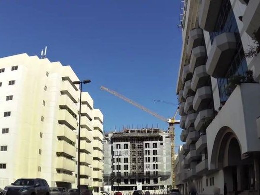 Snkstoredxb, Al Mankhool