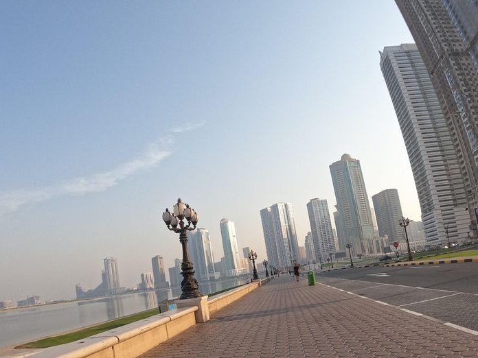 Al breej, Al Khan