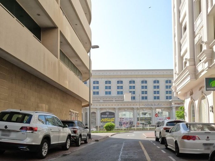Rose Charms JLT., Al Hudaiba