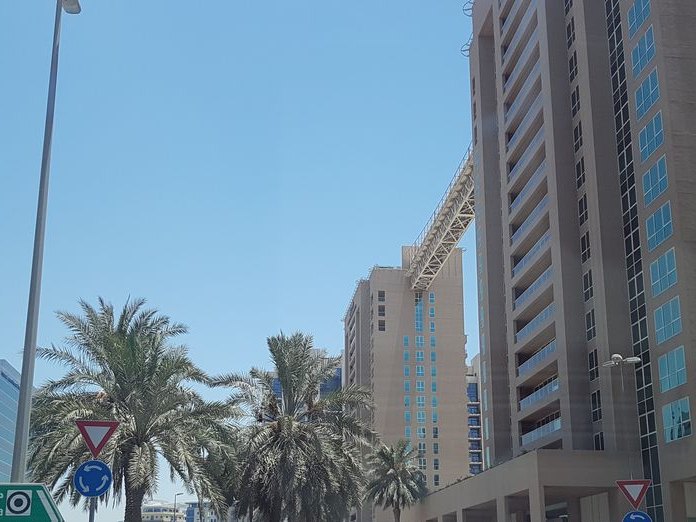 Xclusive Clover Hotel Apartments, Riggat Al Buteen