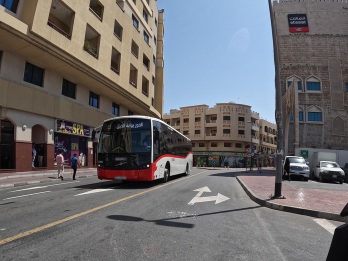 Mutajira, Al Fahidi