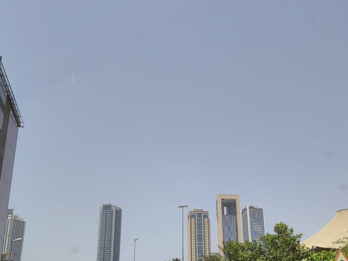 مطعم وحلويات شاطئ البحيرة الذهبية_Golden Lake Beach Restaurant and Sweets, Al Mamzar
