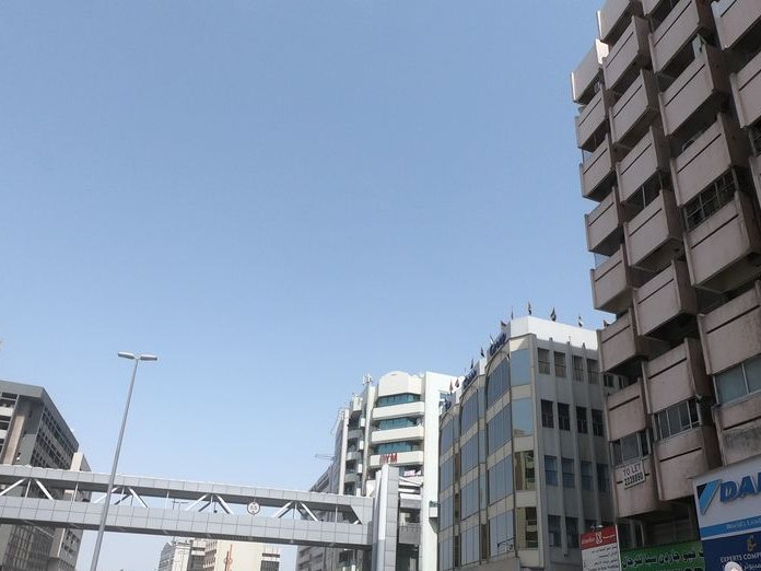 Colors, Al Fahidi