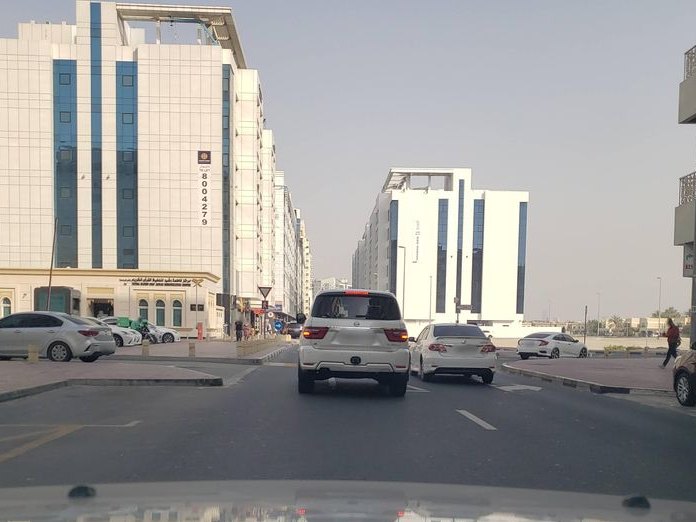 AlAmour, Al Barsha 1