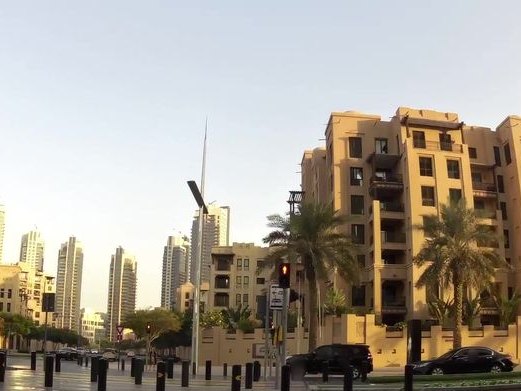 Mama Tant, Burj Khalifa
