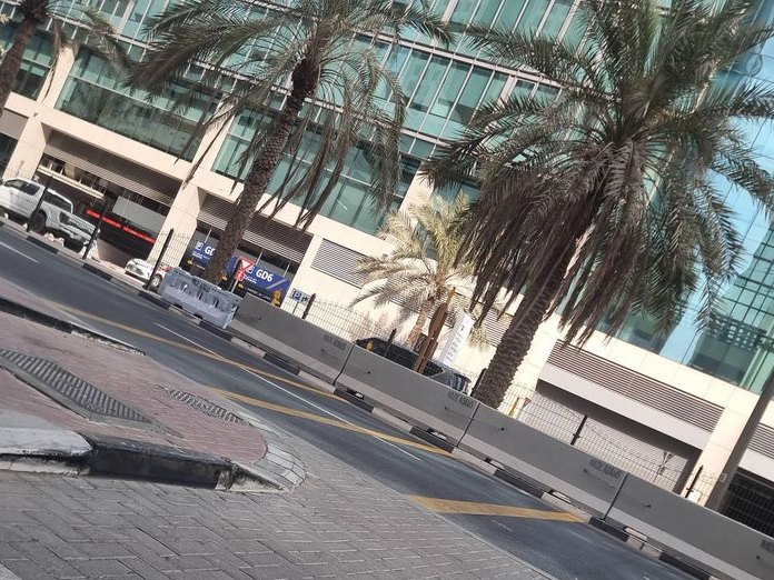 Jones the Grocer Express - DIFC, Sheikh Zayed Road