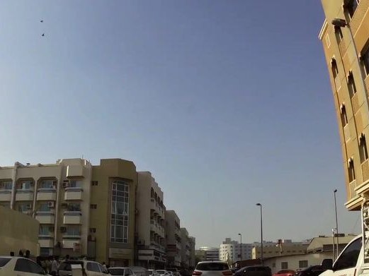 Beauty Buzz, Karama