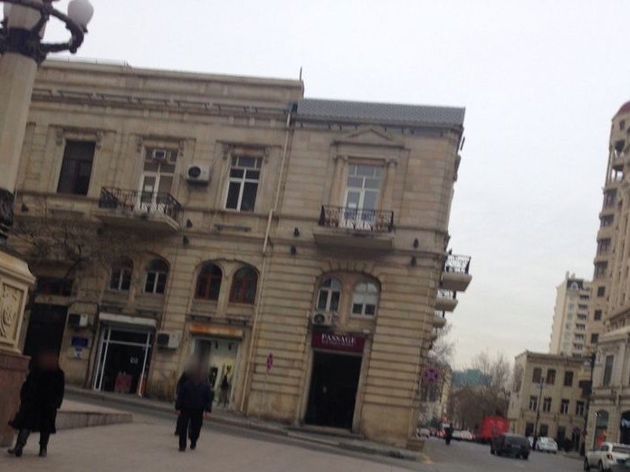 Barbero, İçərişəhər & Fountains Square