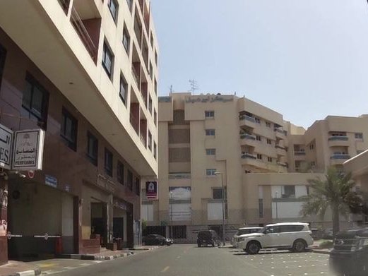 Al Mashayekh Perfumes, Hor Al Anz East