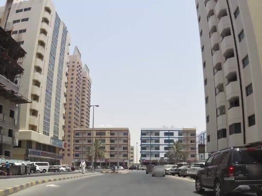 Al Lamsat Al Bahera Beauty Center, Al Khan