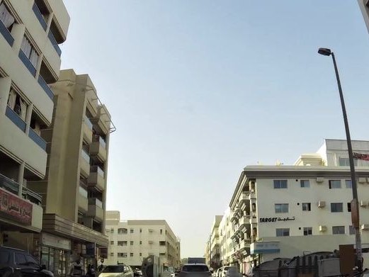Isabella, Karama
