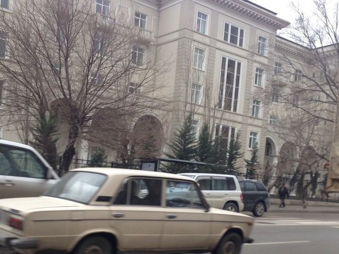 Parfume Palace, 4th Microdistrict
