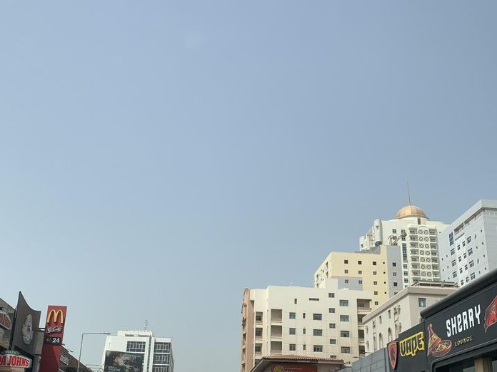 Hakisushi, Al-Juffair