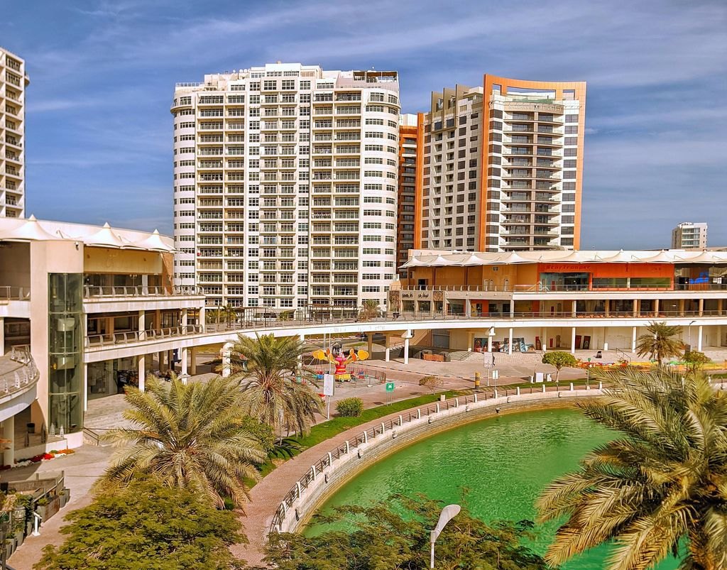 Waha Splashclub, Dilmunia