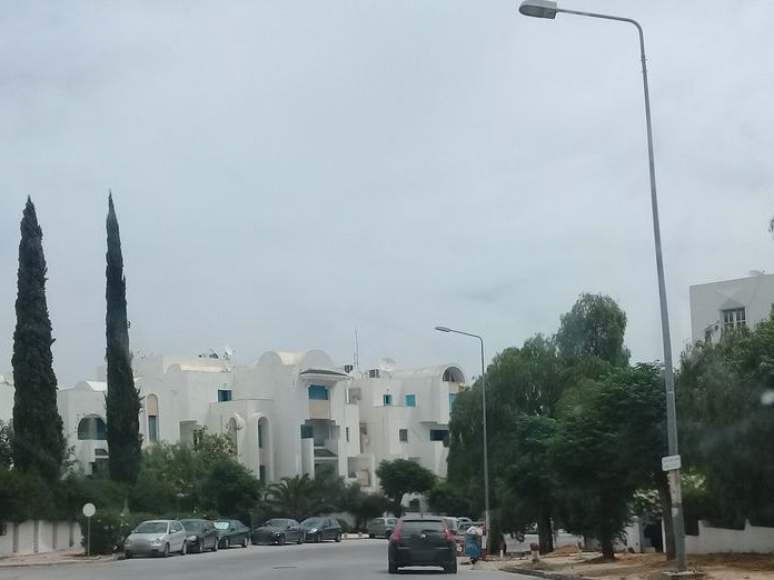 Pyramide, El Manar 2
